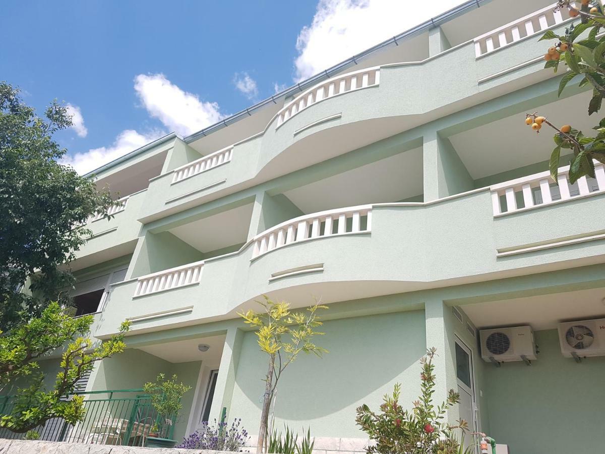 Guesthouse Dominovic Brela Exterior foto